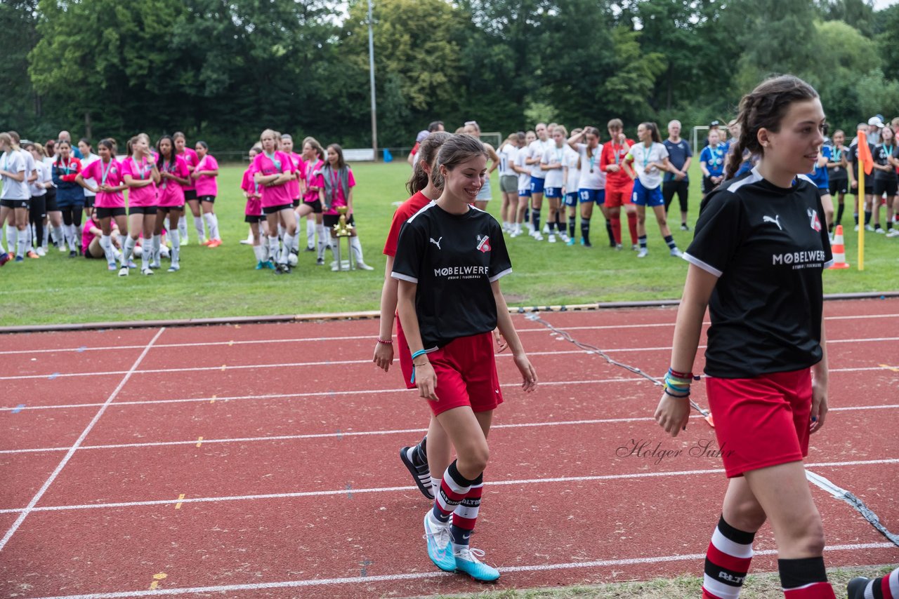 Bild 239 - Loewinnen Cup